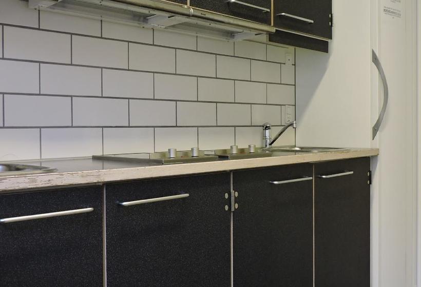 Femmasteren Hotel & Hostel