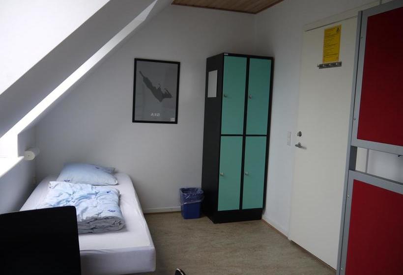 Femmasteren Hotel & Hostel