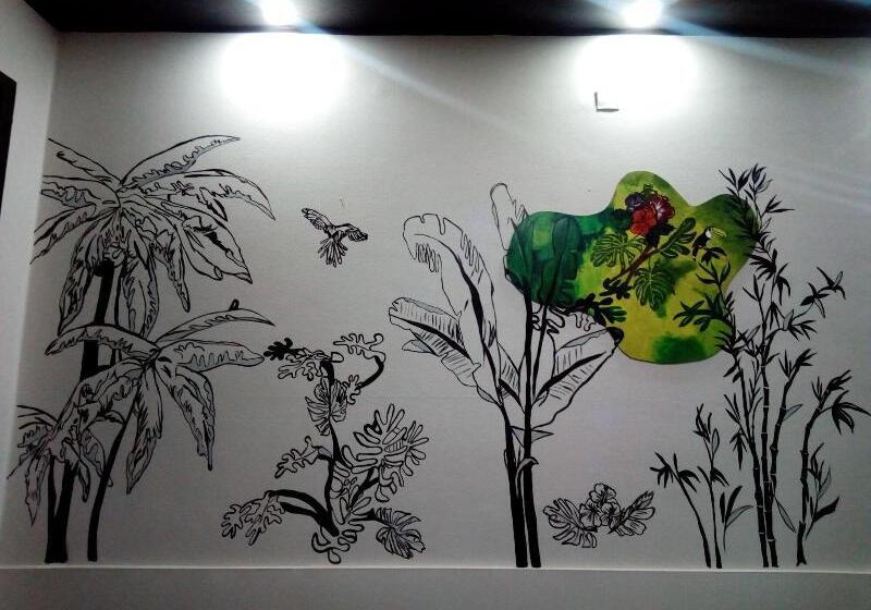 هاستل Invitation