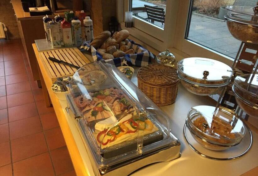 הוסטל Korsør Vandrerhjem Svanegården