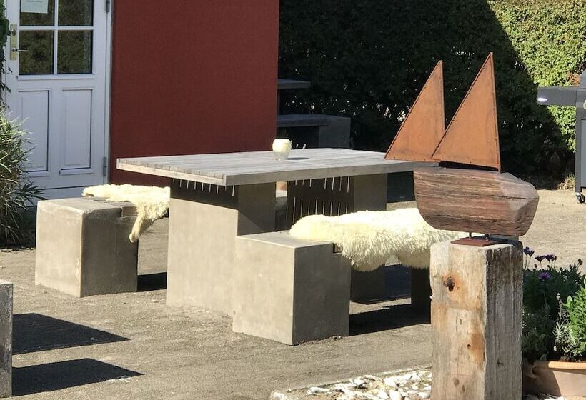 Poppelgaarden Rømø   Hostel