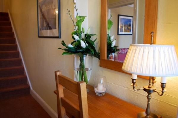 민박 Barnes Fell Apartments