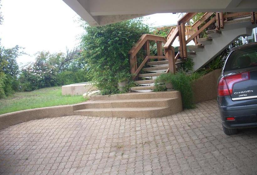 민박 My Father S House Bed