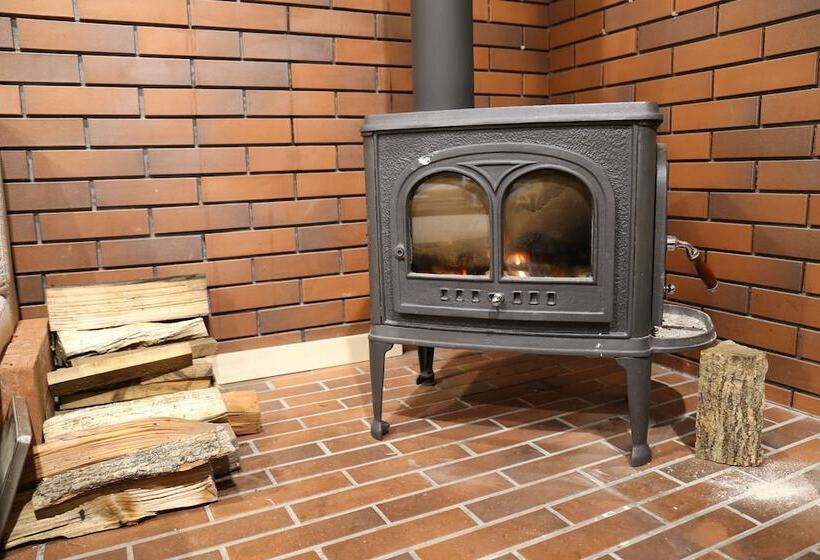 مبيت وإفطار Chalet Burlap Furanui