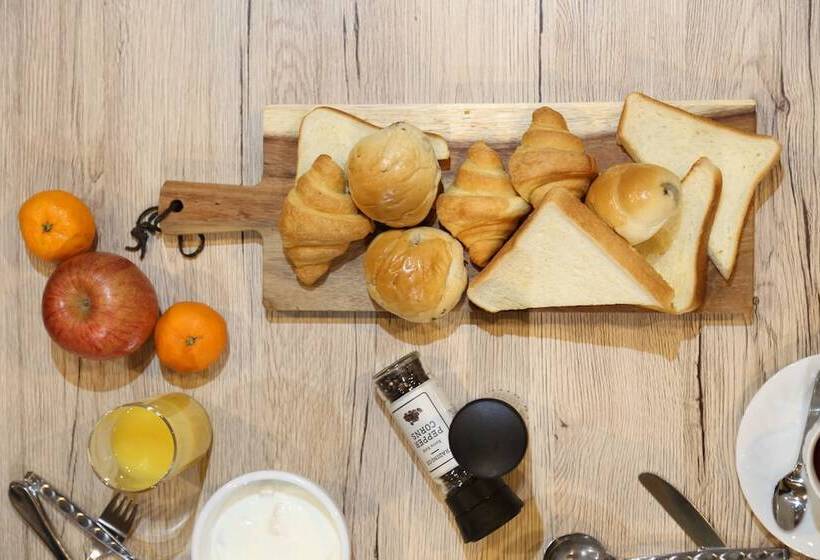 مبيت وإفطار Chalet Burlap Furanui