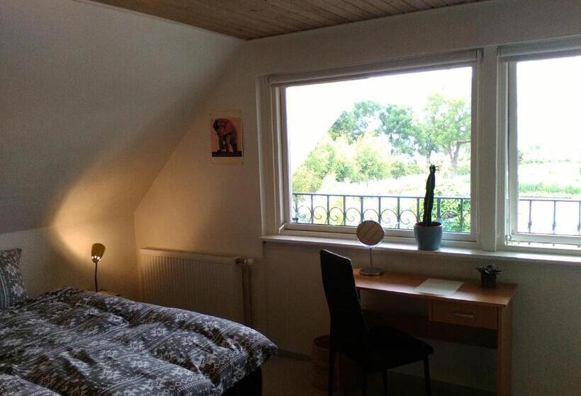 Bed And Breakfast Hasseloe