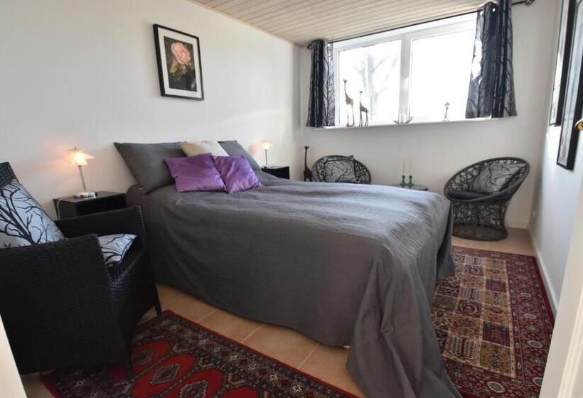 Bed and Breakfast Sunset Bed & No Breakfast