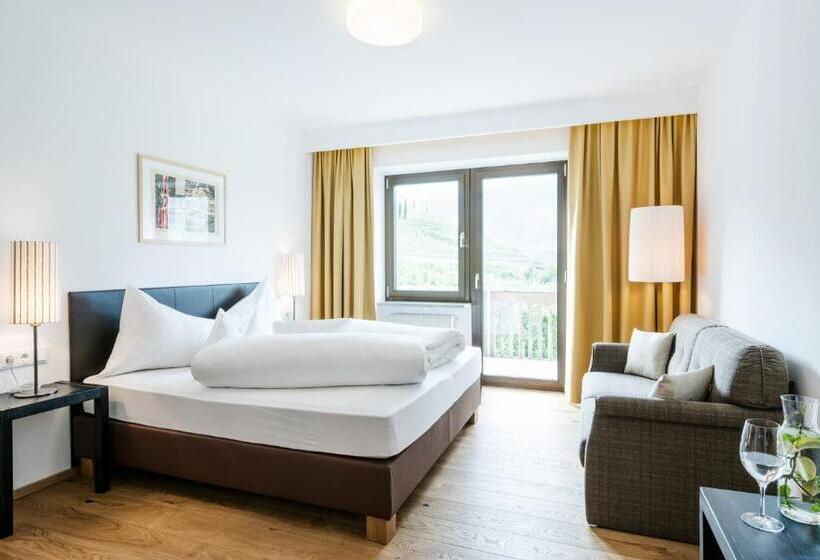 Bio & Wellnesshotel Pazeider   Healing Garden Above Meran