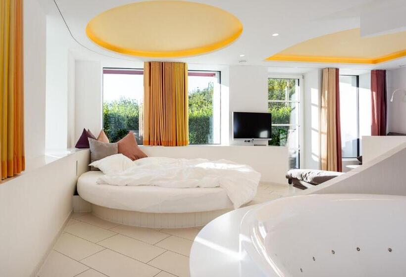 Bio & Wellnesshotel Pazeider   Healing Garden Above Meran