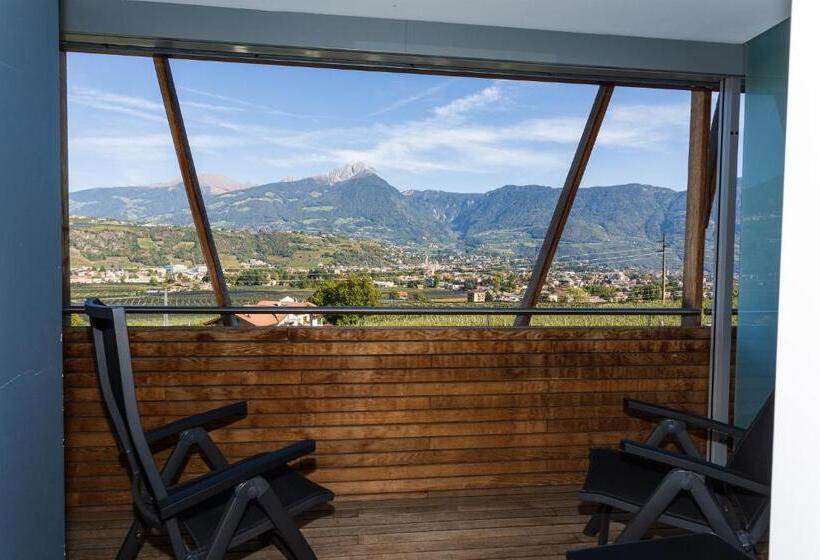 Bio & Wellnesshotel Pazeider   Healing Garden Above Meran