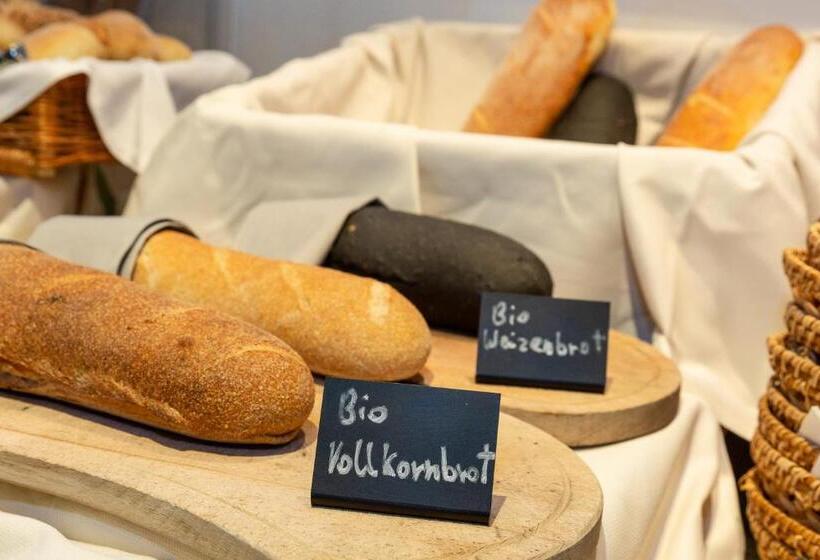 Bio & Wellnesshotel Pazeider   Healing Garden Above Meran