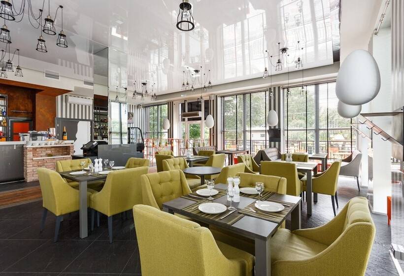 Boutique Hotel Paradox