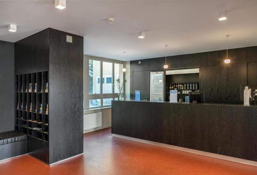 Cransmontana Youth Hostel