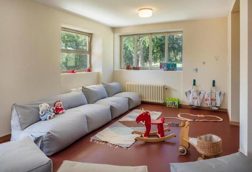 Cransmontana Youth Hostel