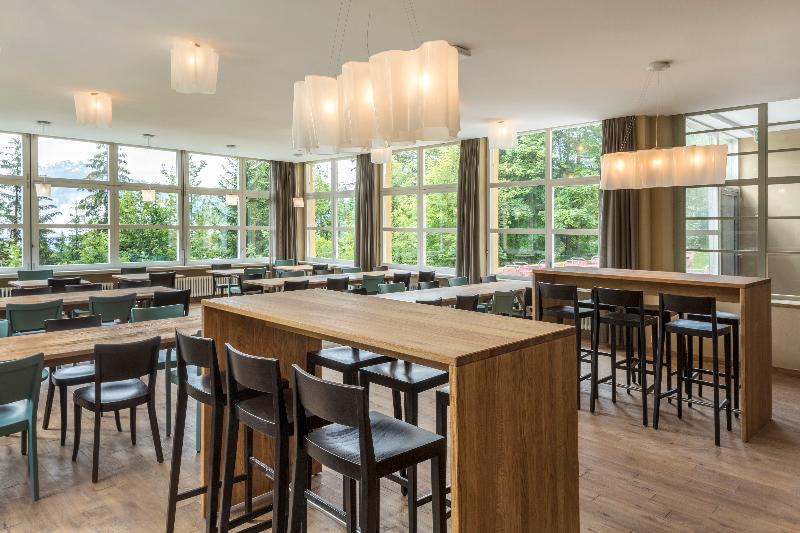 Cransmontana Youth Hostel