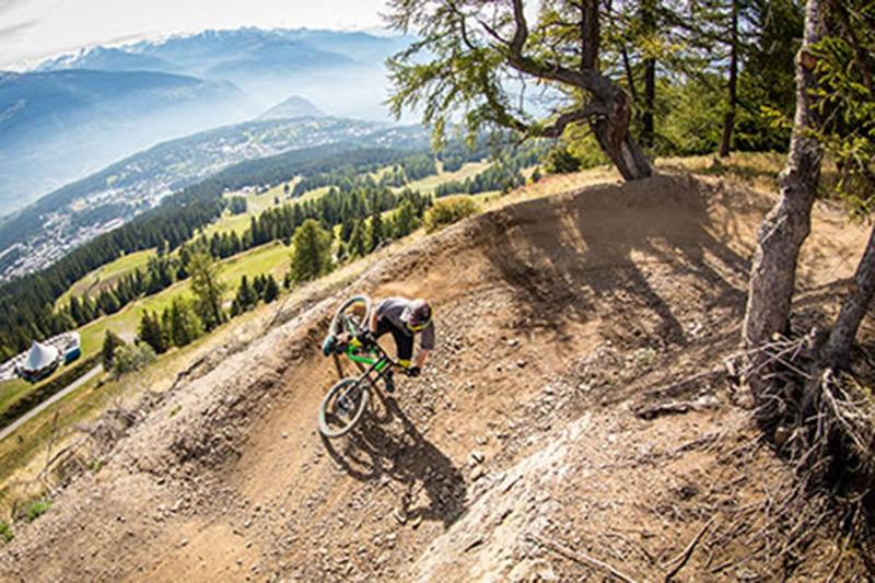 Cransmontana Youth Hostel