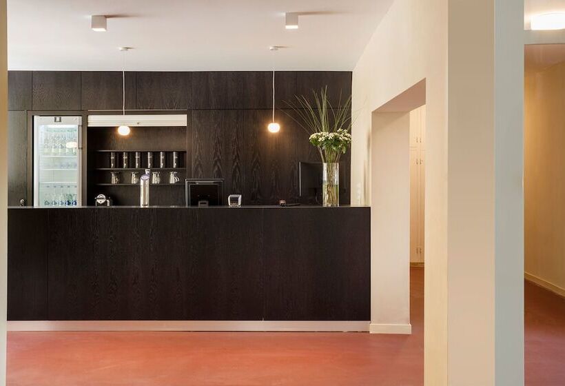 Cransmontana Youth Hostel