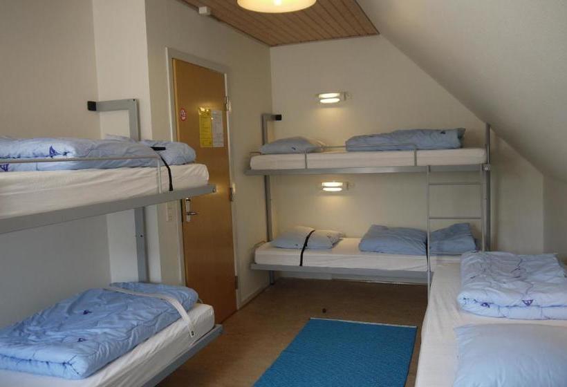 Femmasteren Hotel & Hostel