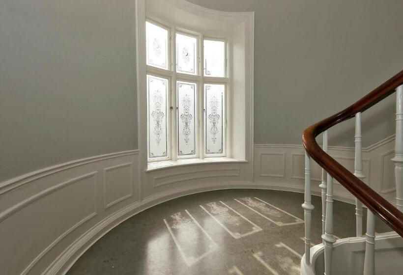 ホテル 9 Små Hjem