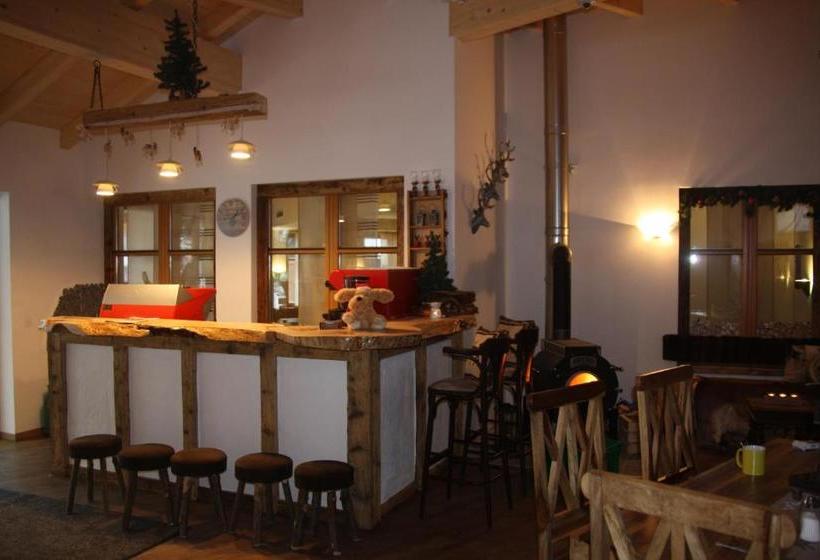 בית מלון כפרי Alpengarten