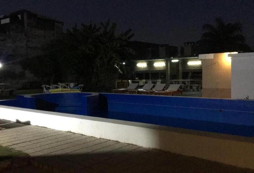 فندق Alto Rio Hondo