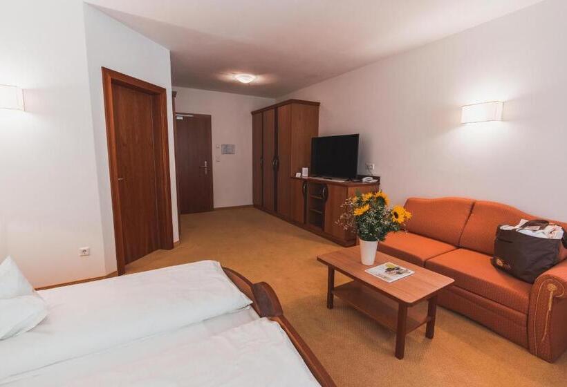 בית מלון כפרי Am Sonneck