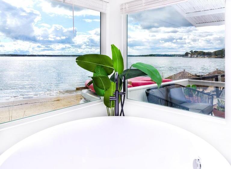 فندق Aqua By American Beech   Adults Only