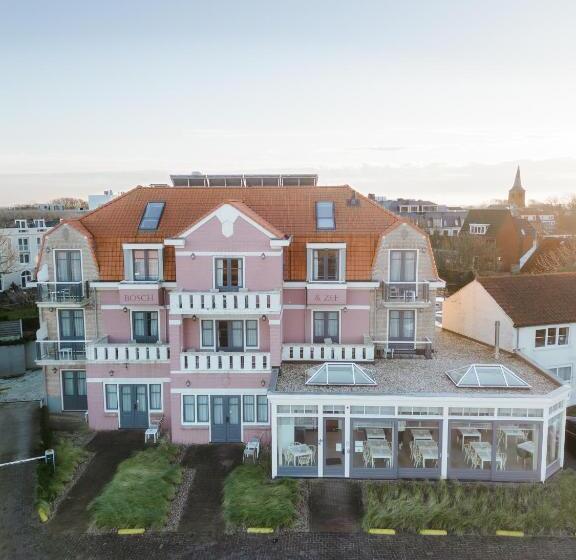 هتل Bosch En Zee
