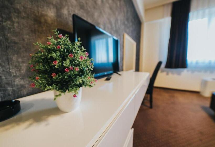 هتل Brcko Gas Prijedor