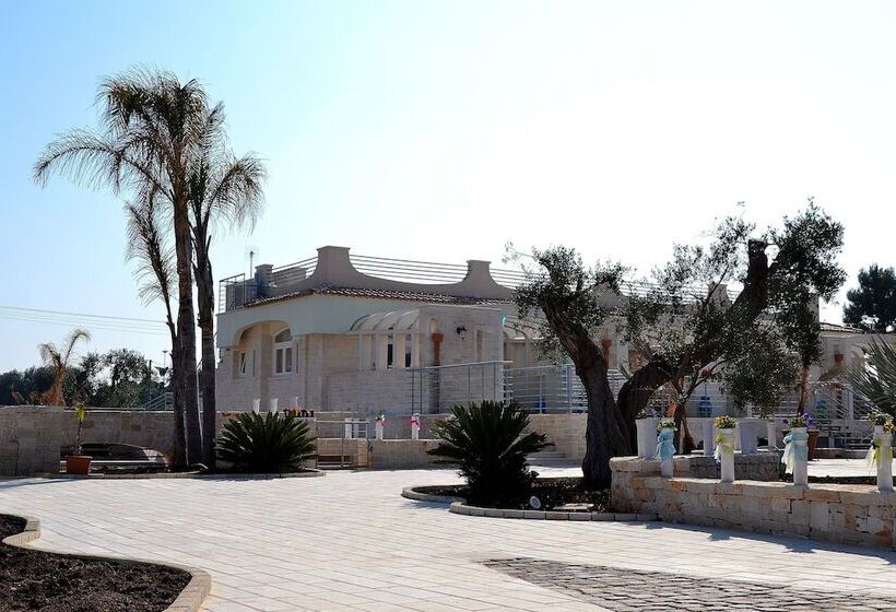 Отель Casale Porto Contessa