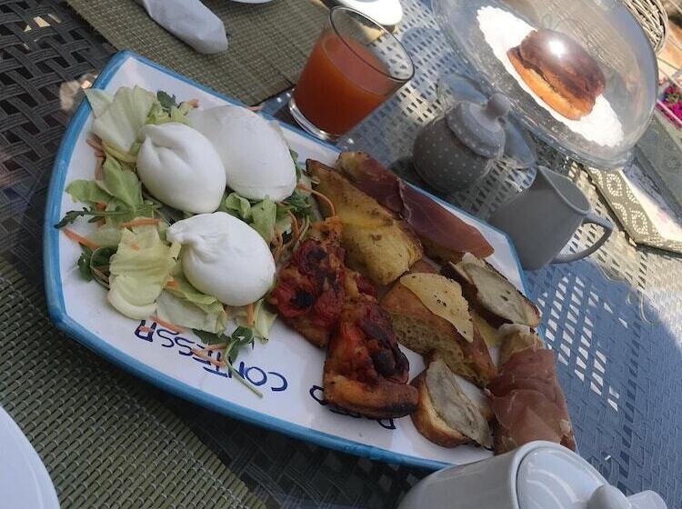 Отель Casale Porto Contessa