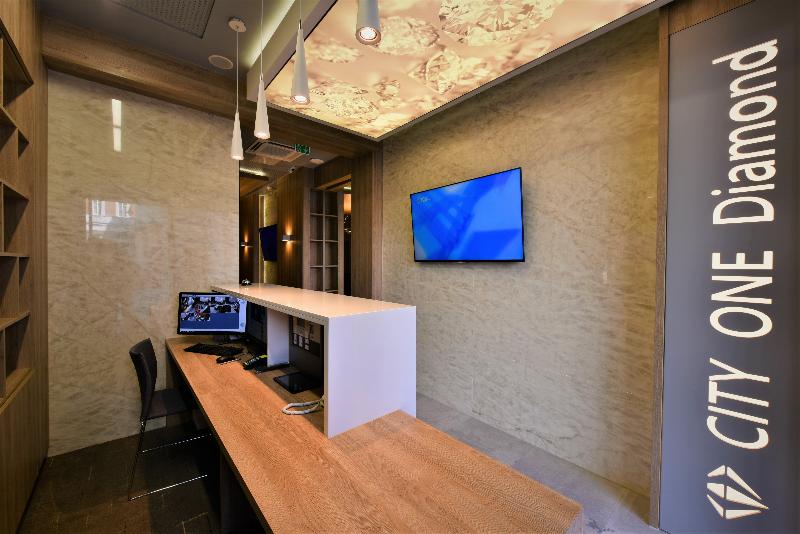 فندق Apeiro City Avant Garde