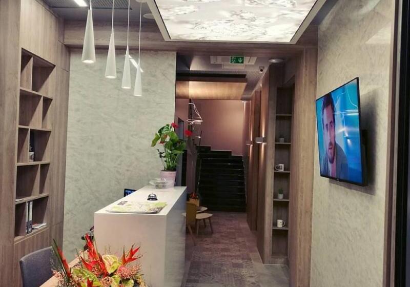 فندق Apeiro City Avant Garde