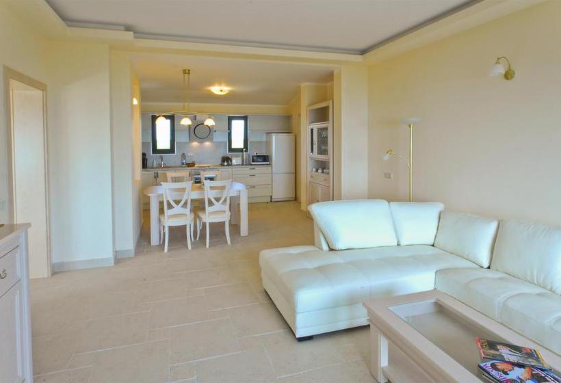 호텔 Club Residence At Blacksearama Golf