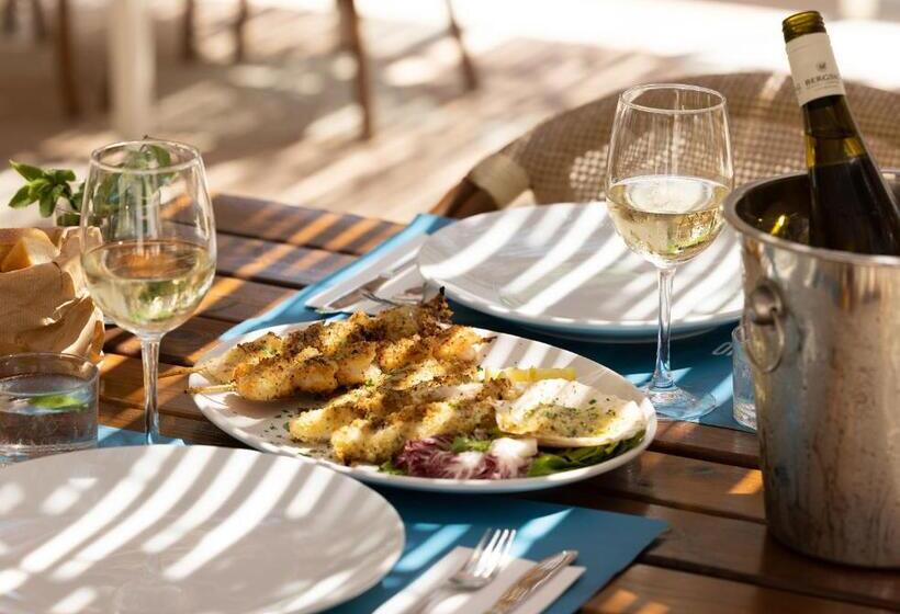 Отель Constellation