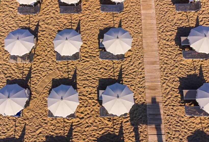 Отель Constellation