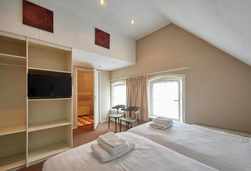 בית מלון כפרי De Rode Leeuw