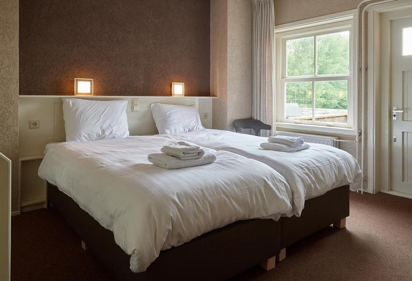 בית מלון כפרי De Rode Leeuw