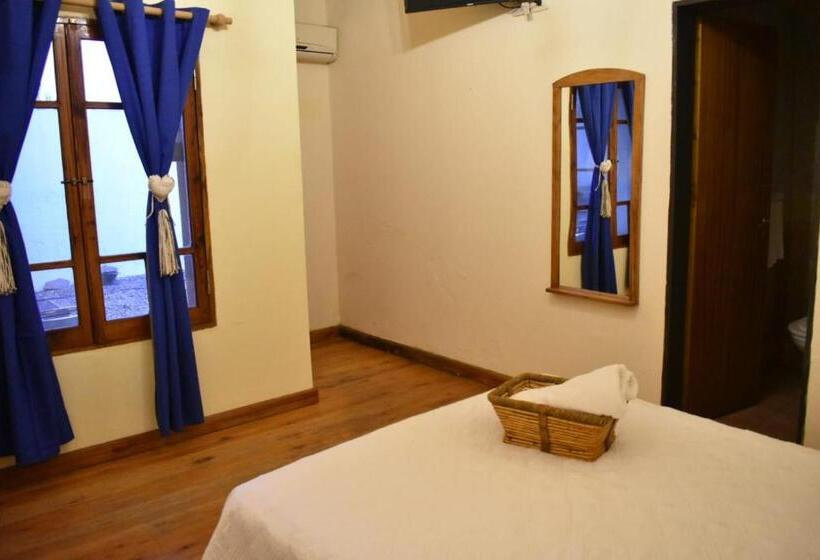 فندق El Colonial