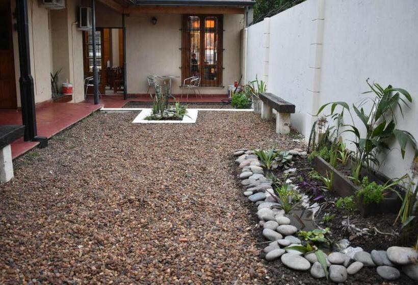 فندق El Colonial