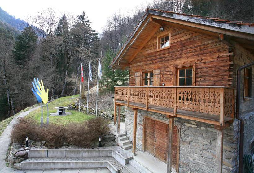 בית מלון כפרי Fontana Passugg