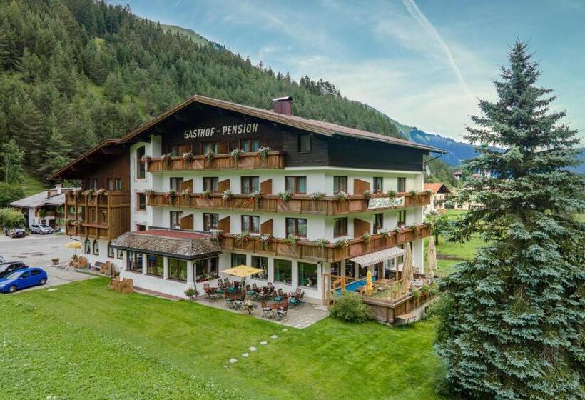 Отель Gasthof Schwarzer Adler