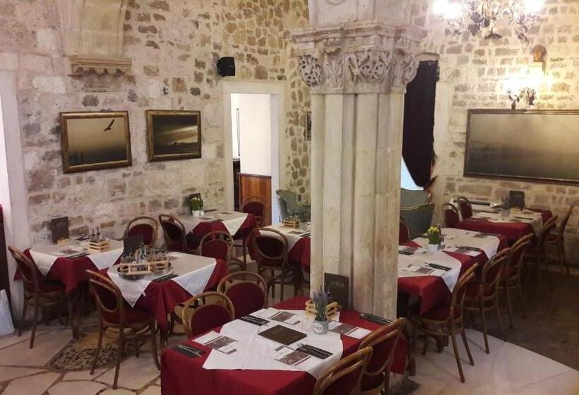 בית מלון כפרי Gothic Palace Heritage