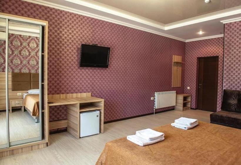 هتل Grand Paradise