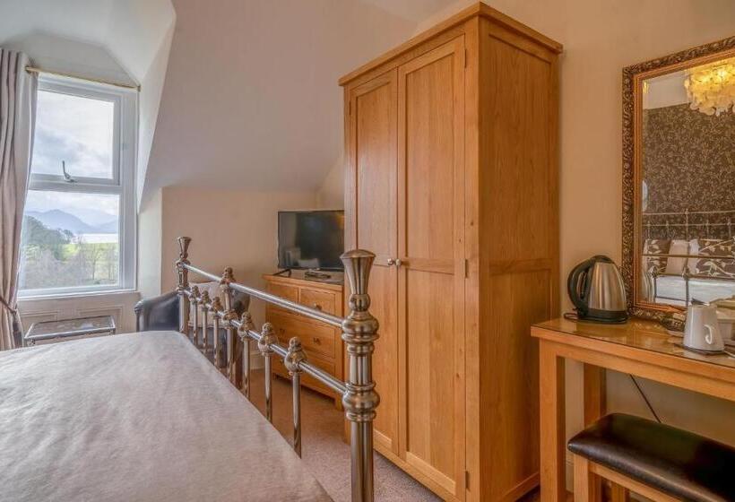 Отель Highfield