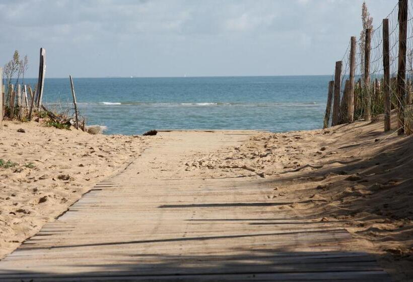 فندق Hôtel Le Vieux Gréement