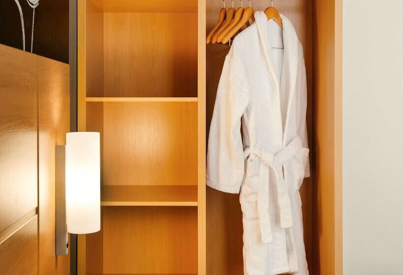 호텔 Ibis Moscow Oktyabrskoye Pole