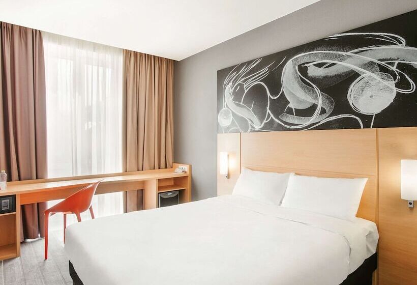 호텔 Ibis Moscow Oktyabrskoye Pole