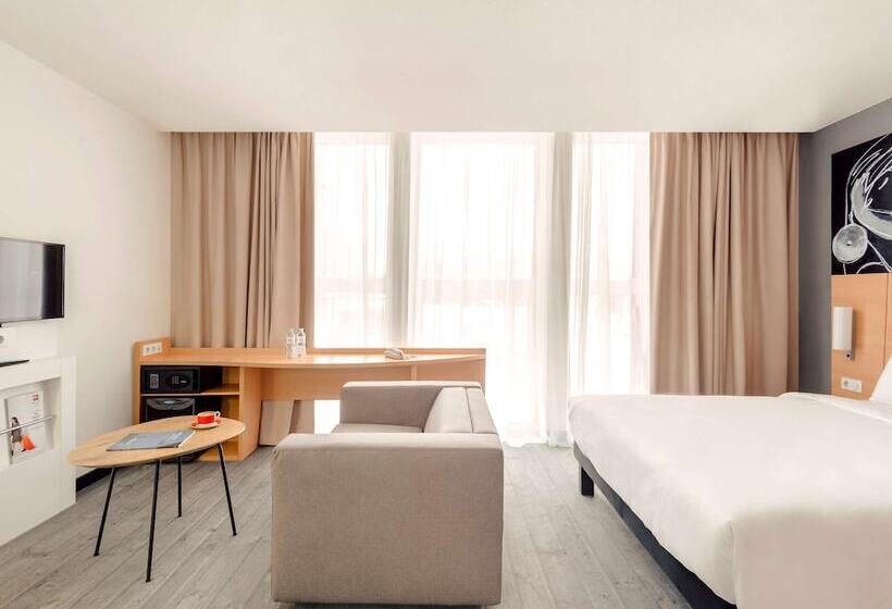 호텔 Ibis Moscow Oktyabrskoye Pole