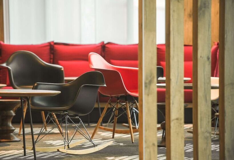 호텔 Ibis Moscow Oktyabrskoye Pole